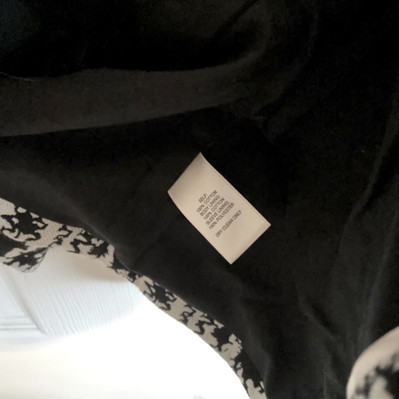 White House Black Market Blazer - Picture 4 of 4